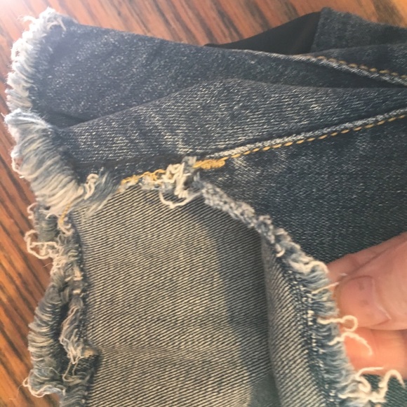 Ingrid & Isabel maternity bermuda shorts NWT - Picture 5 of 7